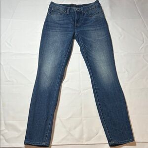 Lucky Brand Women's Faded Blue Skinny Jeans